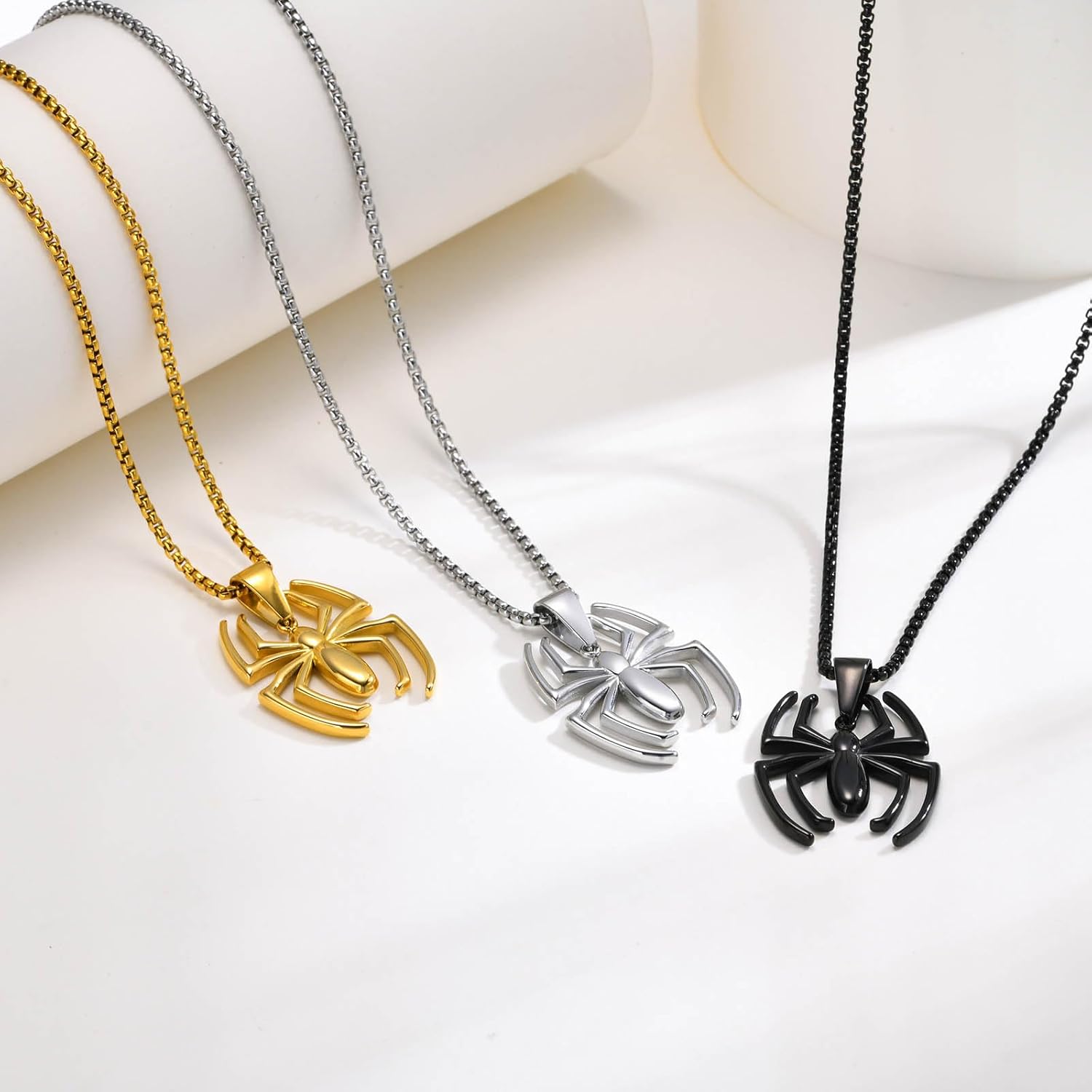 Collier Spider-Man style dorée avec pendentif araignée en acier inoxydable – Image 6