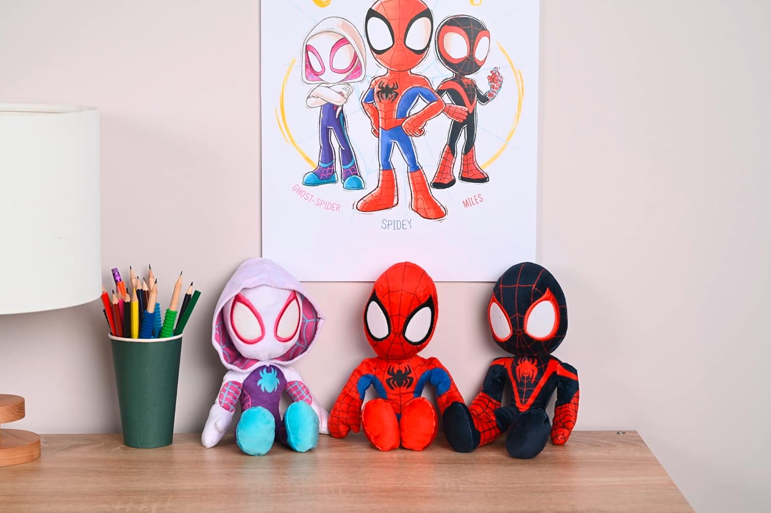 Peluche Disney Spiderman 25 cm aux yeux qui brillent dans le noir, Spidey et Ses Amis surprenants – Image 5