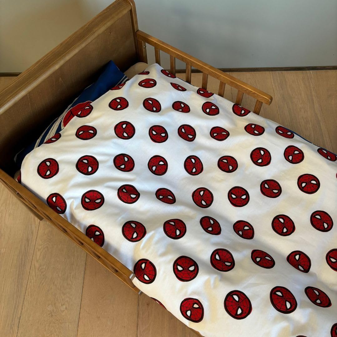 Parure de lit bébé Spiderman phosphorescente en 100 % coton, 100 x 135 cm – Image 3