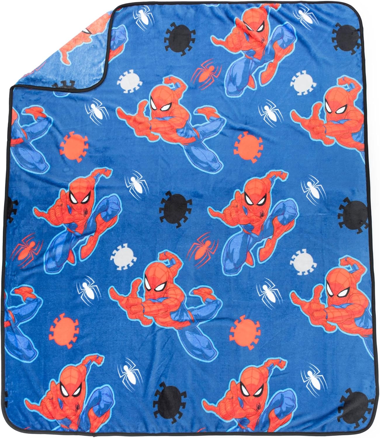 Ensemble 2 pièces Marvel Spiderman couverture 130 x 150 cm et oreiller peluche – Image 4