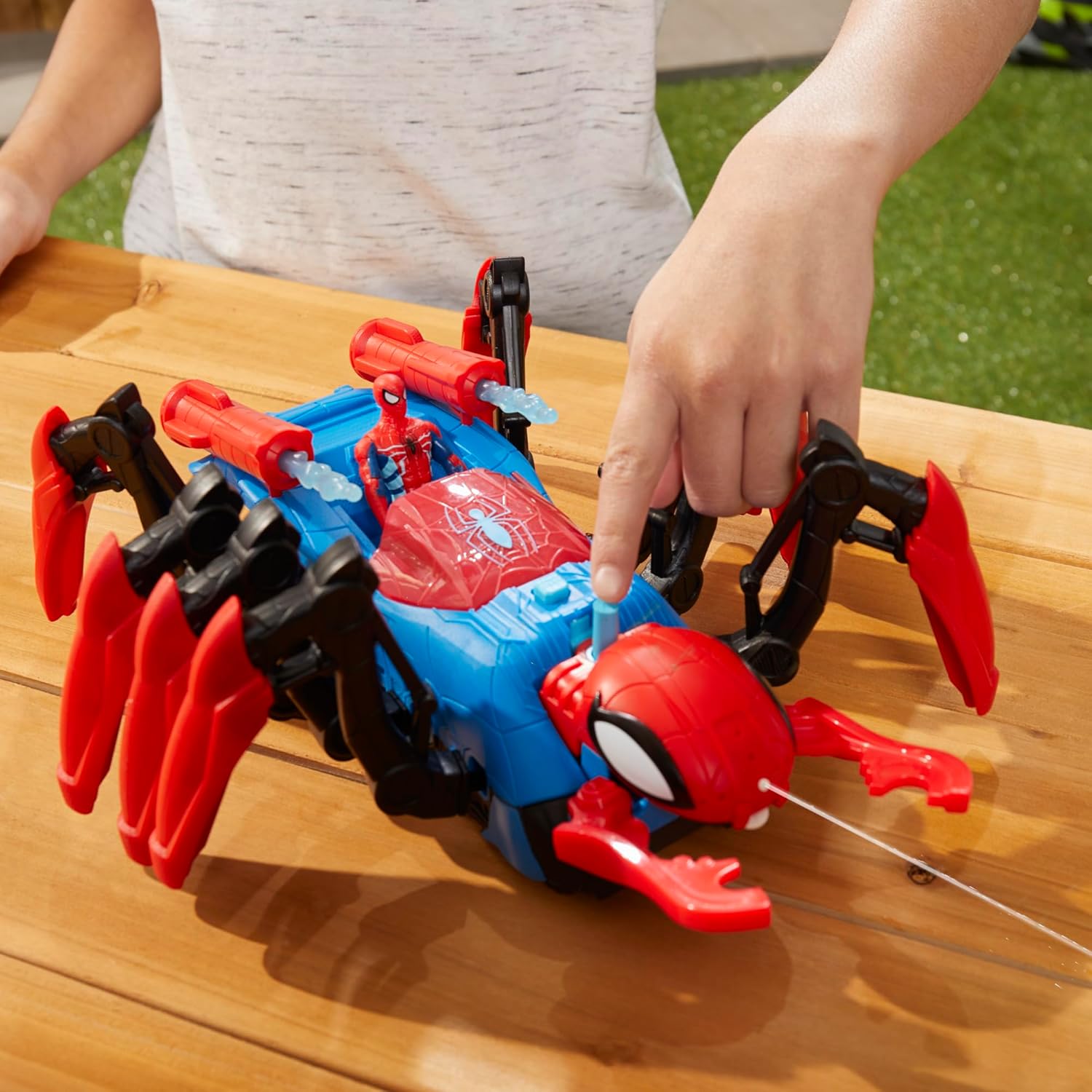 Spider-Man Marvel araignée de combat avec blaster à eau et 2 projectiles – Image 3