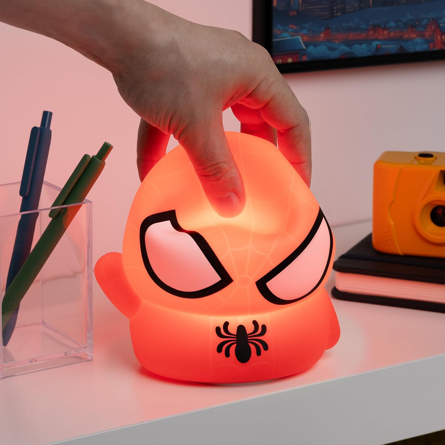 Lampe LED Squishy Spider-Man en silicone – Image 3