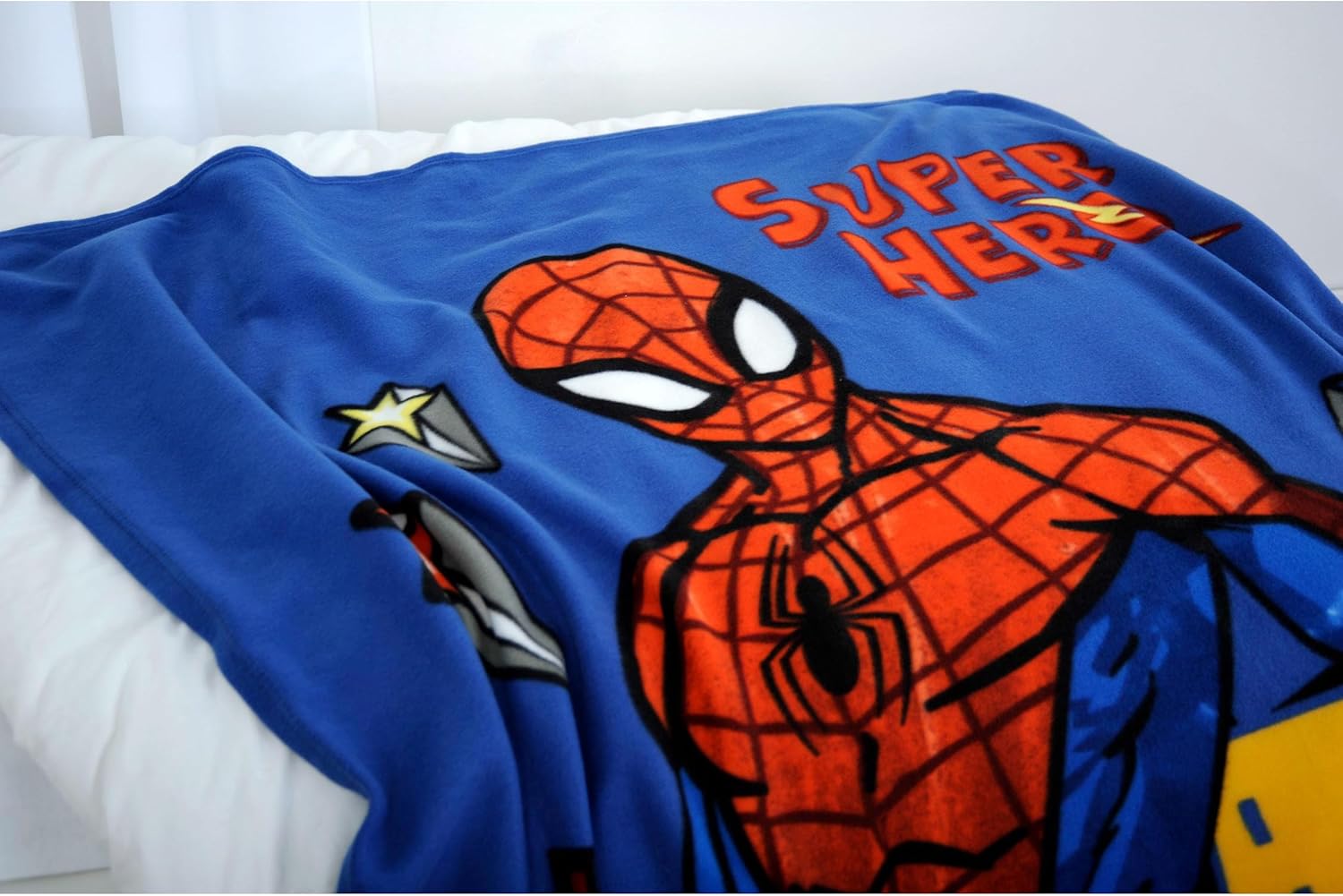 Couverture polaire Spider-Man 130 x 170 en 100% polyester – Image 4