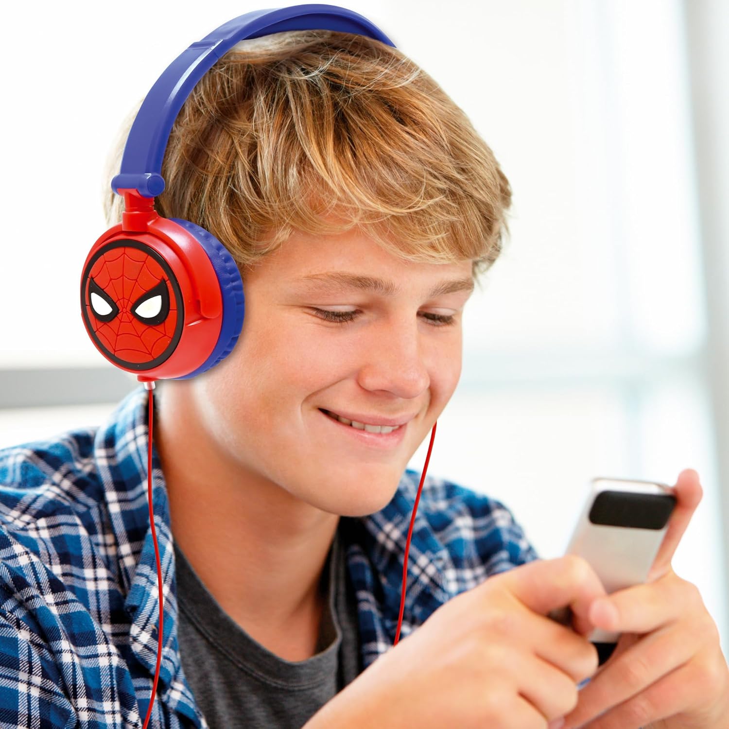 Casque audio stéréo pliable et ajustable Spider-Man Lexibook HP010SP – Image 4