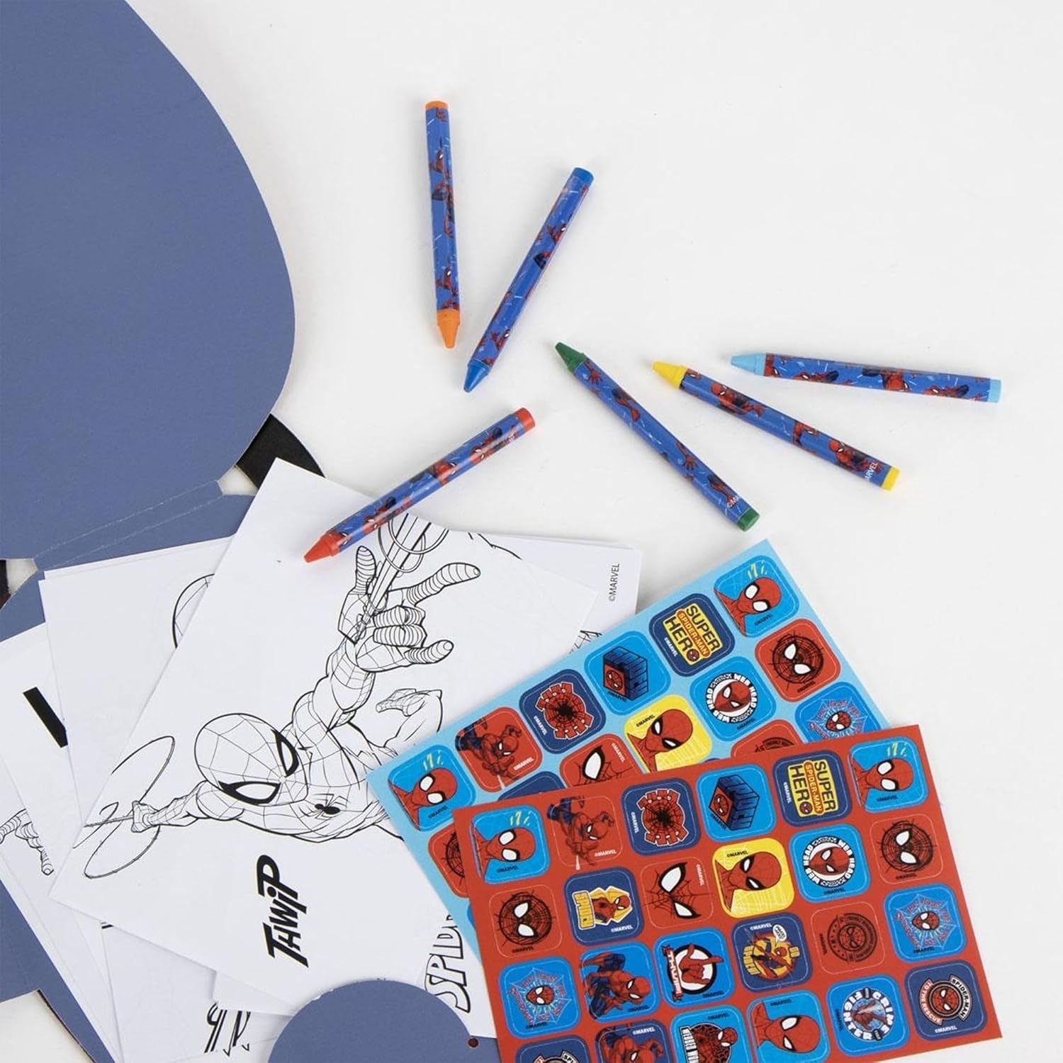 Mallette d'activités Spider-Man avec coloriages, autocollants et crayons – Image 4